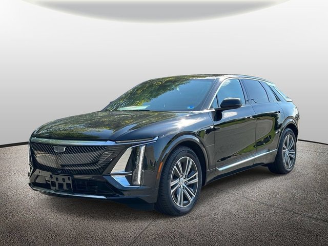 2024 Cadillac LYRIQ Luxury 2