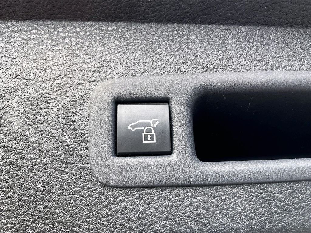 Used 2025 Cypress Toyota Platinum image 38