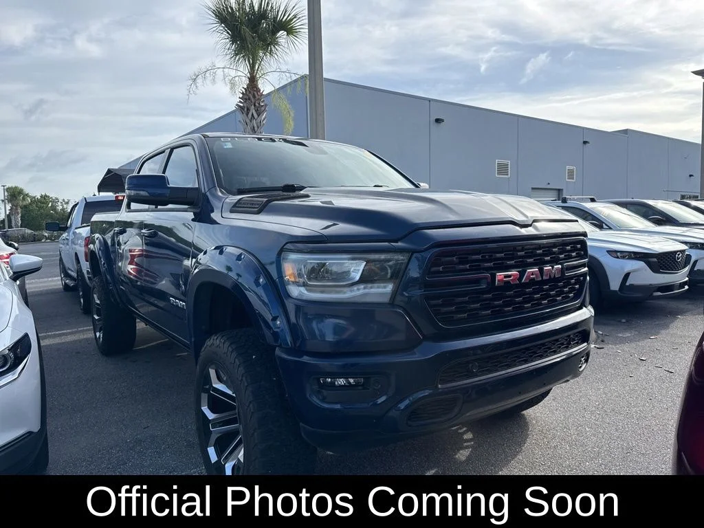 2023 RAM 1500 Big Horn/Lone Star 4x4 Crew Cab 5'7's photo