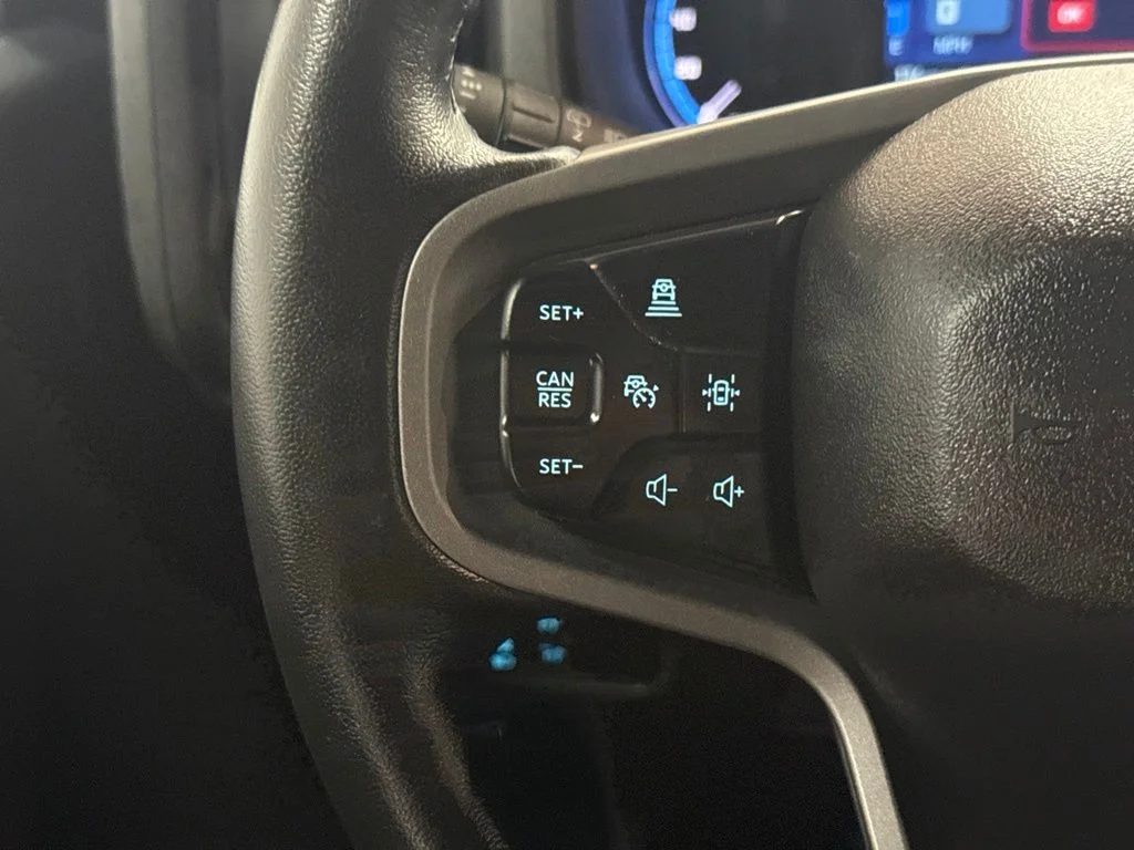 Used 2024 White Ford Wildtrak image 17