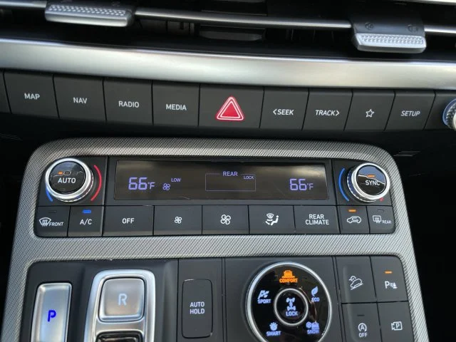 Used 2025 Gray Hyundai SEL image 19