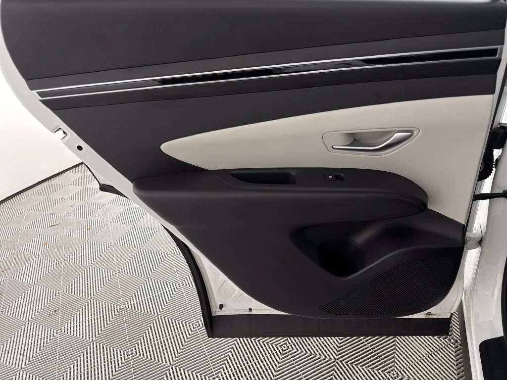 2024 Hyundai Tucson SE - Photo 11