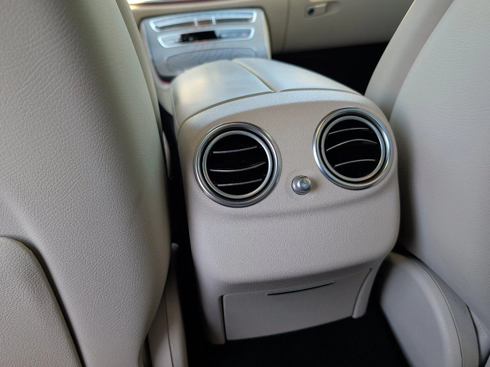 Used 2021 designo Diamond White Mercedes-Benz AMG® E 53 image 35
