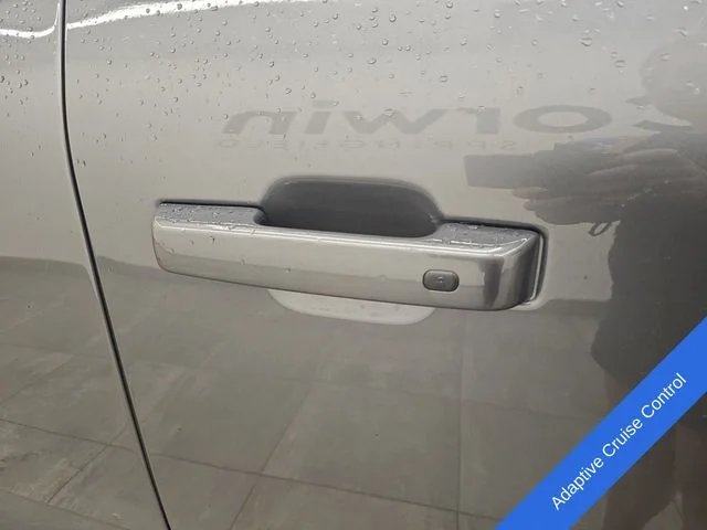 New 2026 Carbonized Gray Metallic Ford XLT image 8