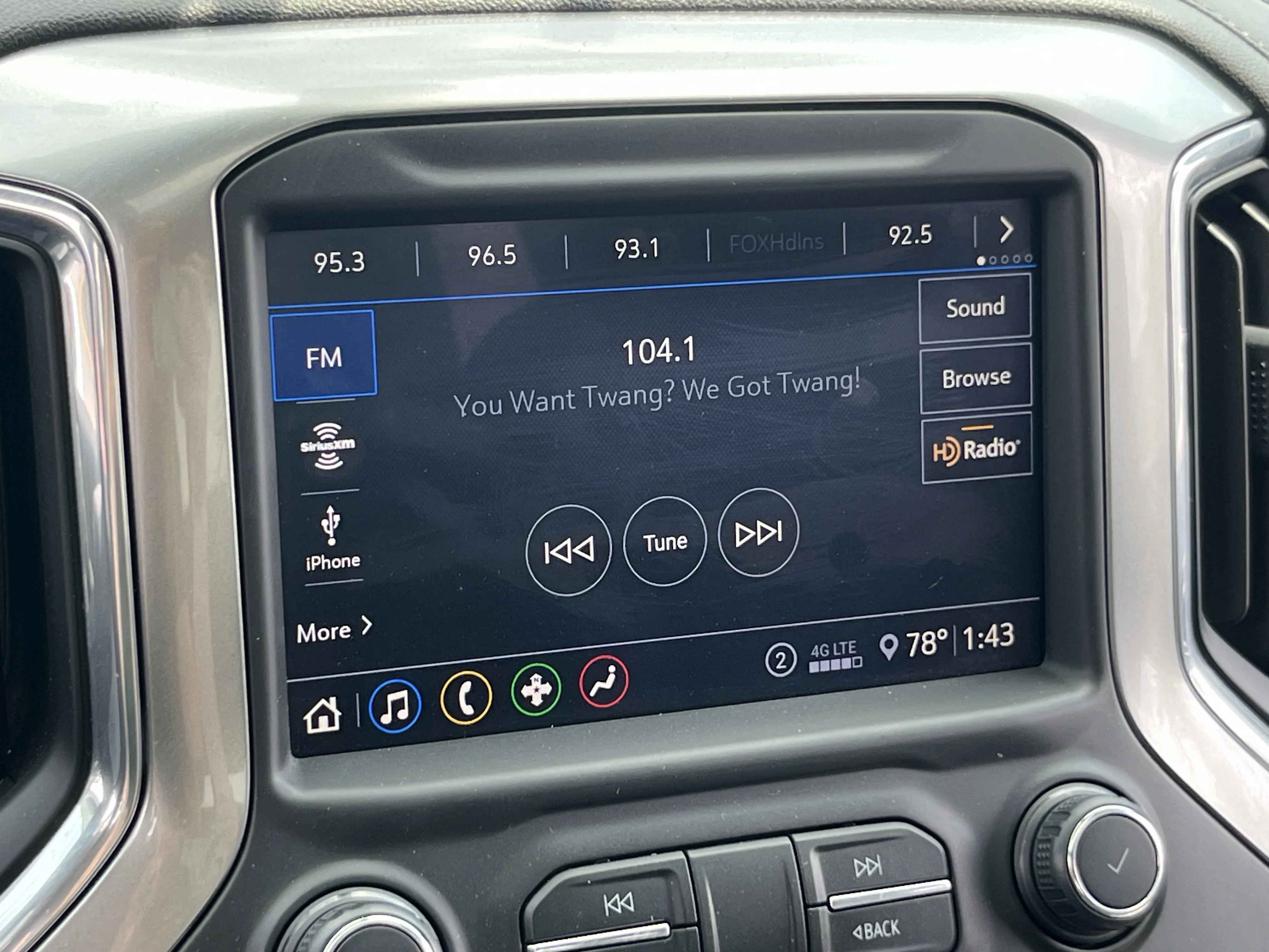 Used 2020 Silver Ice Metallic Chevrolet RST image 24