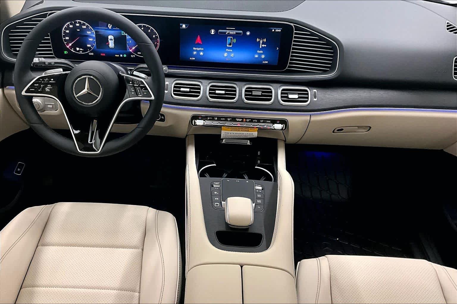 New 2026 MANUFAKTUR Moonlight White Metallic Mercedes-Benz GLE 350 image 5