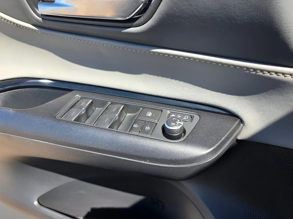Used 2021 Blueprint Toyota LE image 15
