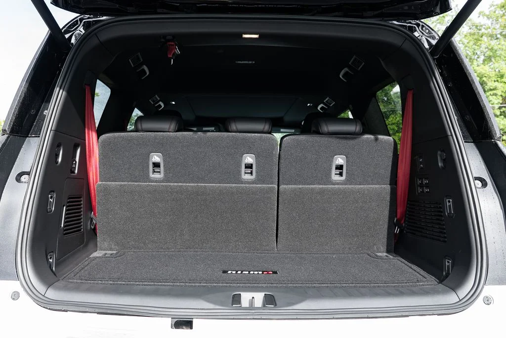 New 2026 Everest White TriCoat / Super Black Two-tone Nissan NISMO® image 8