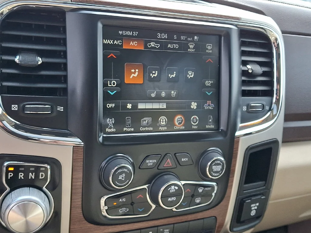 Used 2017 Pearl White Ram Laramie image 24