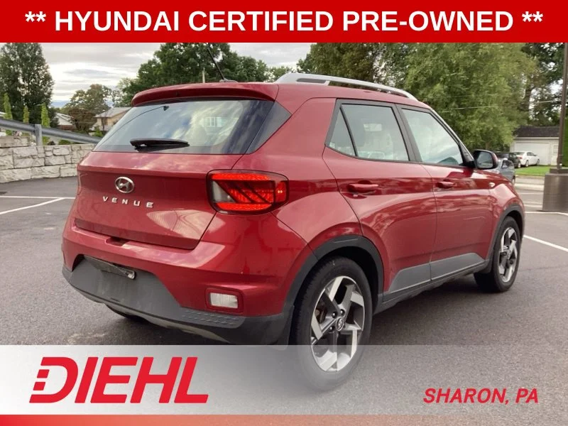 2023 Hyundai Venue Limited - Photo 7