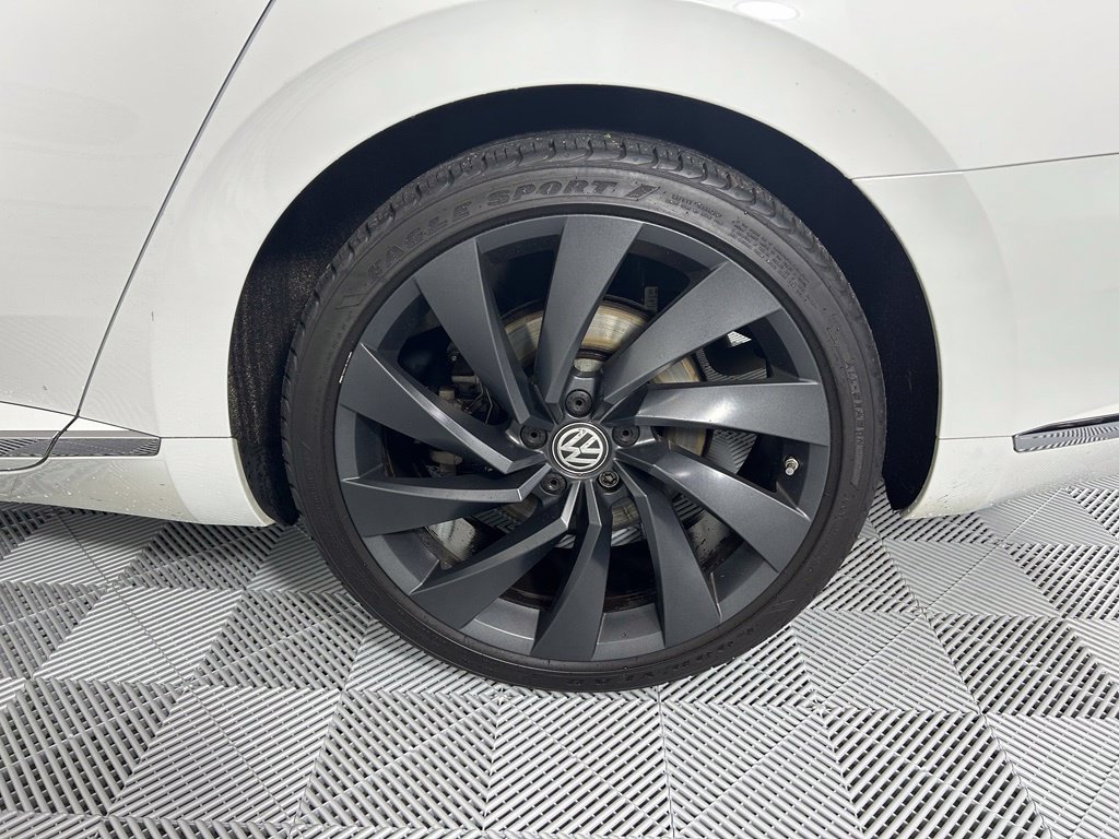 Used 2020  Volkswagen 2.0T SEL R-Line image 20