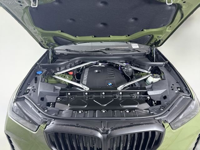 Used 2026 Urban Green BMW xDrive40i image 30
