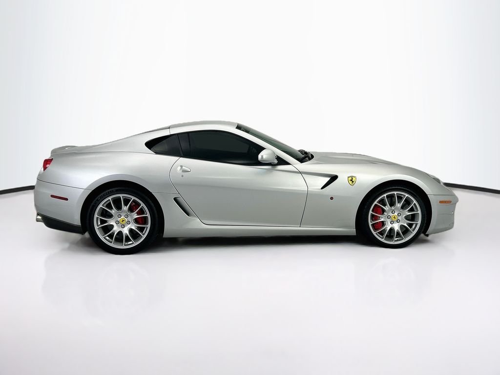 Used 2009  Ferrari  image 4