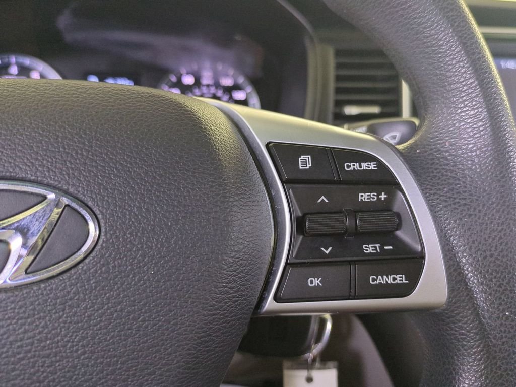 Used 2019 Gray Hyundai SE image 30