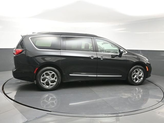 Used 2023 Black Chrysler Limited image 8