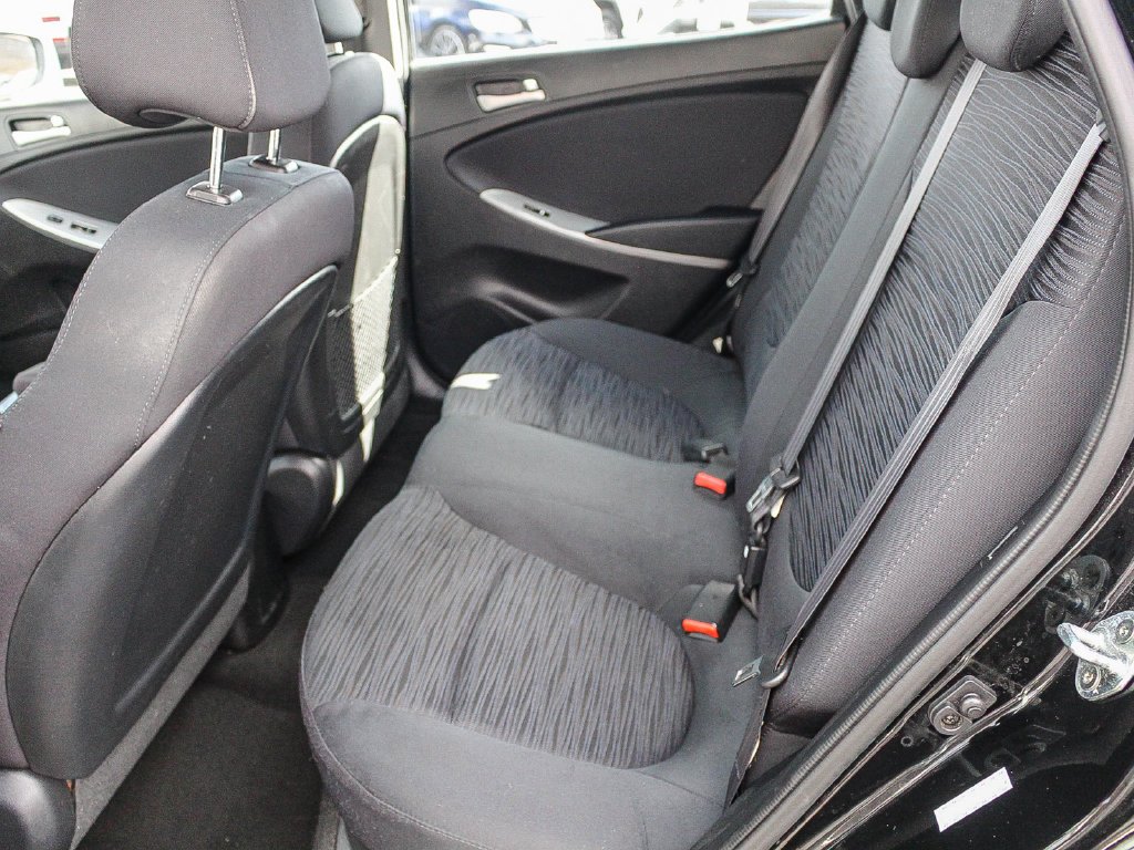 Used 2016 Black Hyundai SE image 20