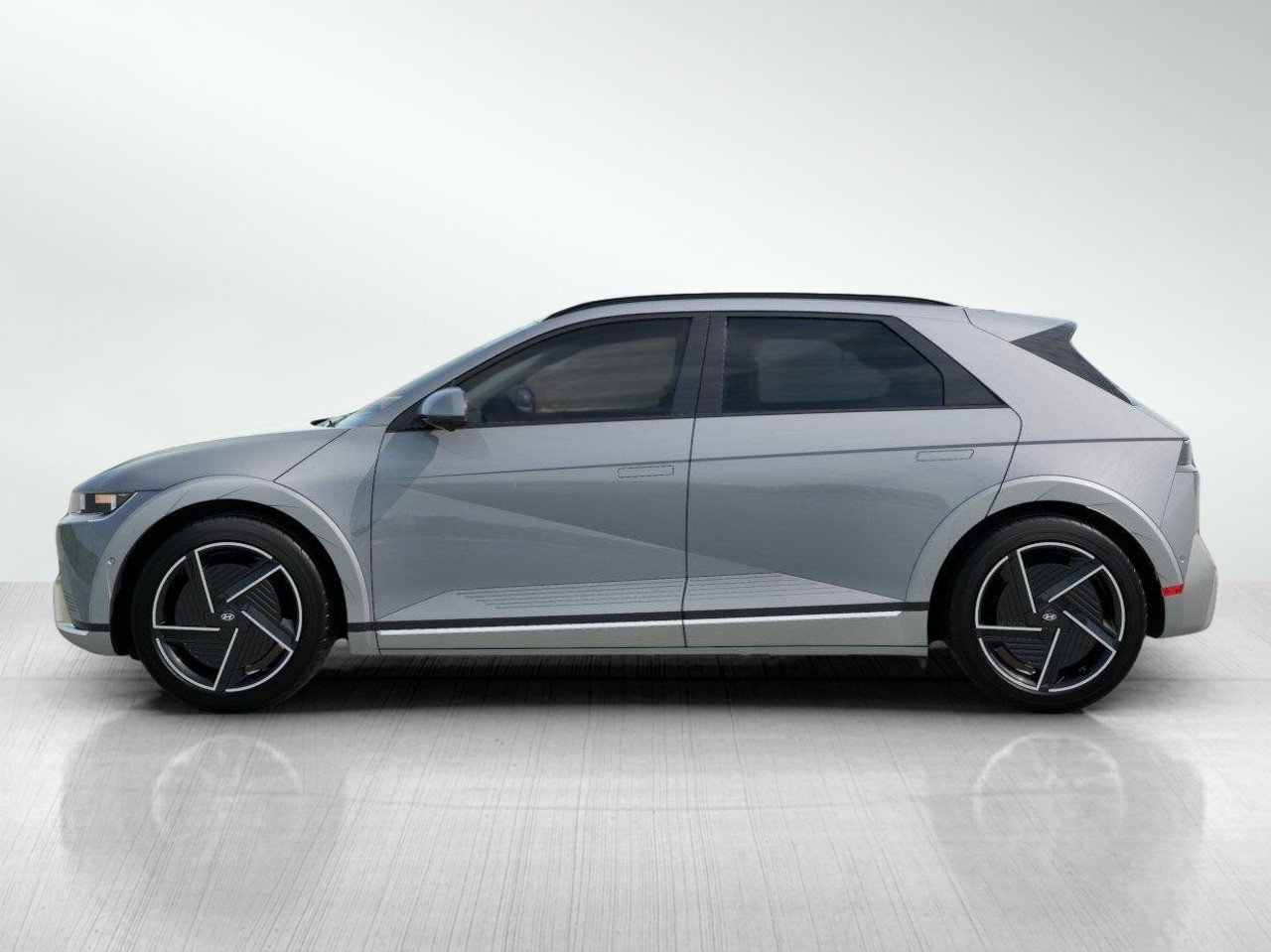 New 2026 Cyber Gray Hyundai Limited AWD image 4