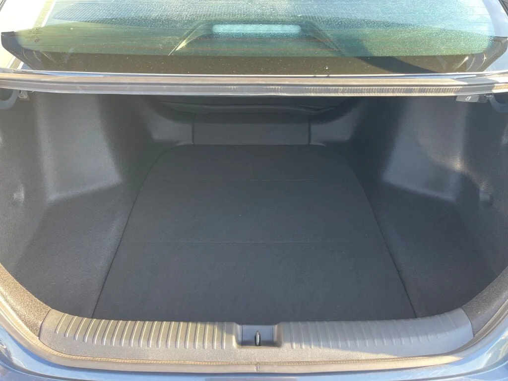 Used 2024 Meteorite Gray Metallic Honda LX image 22