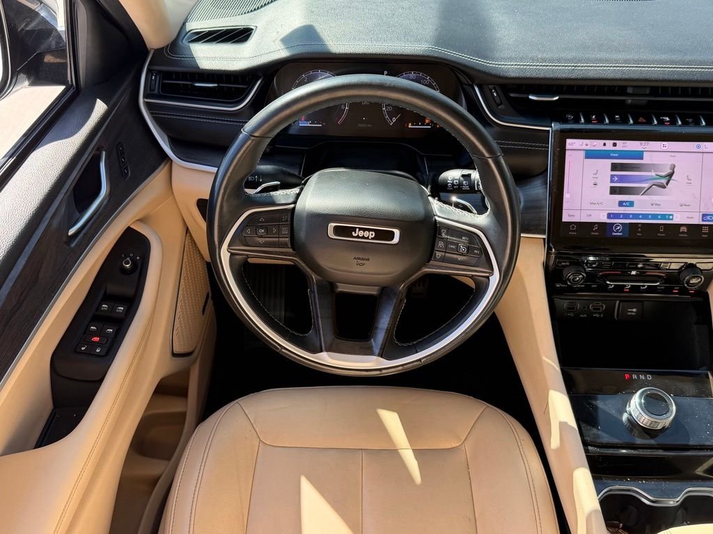 Used 2021 White Jeep Limited image 11