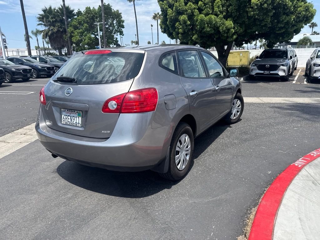 Used 2010 Black Nissan S image 21