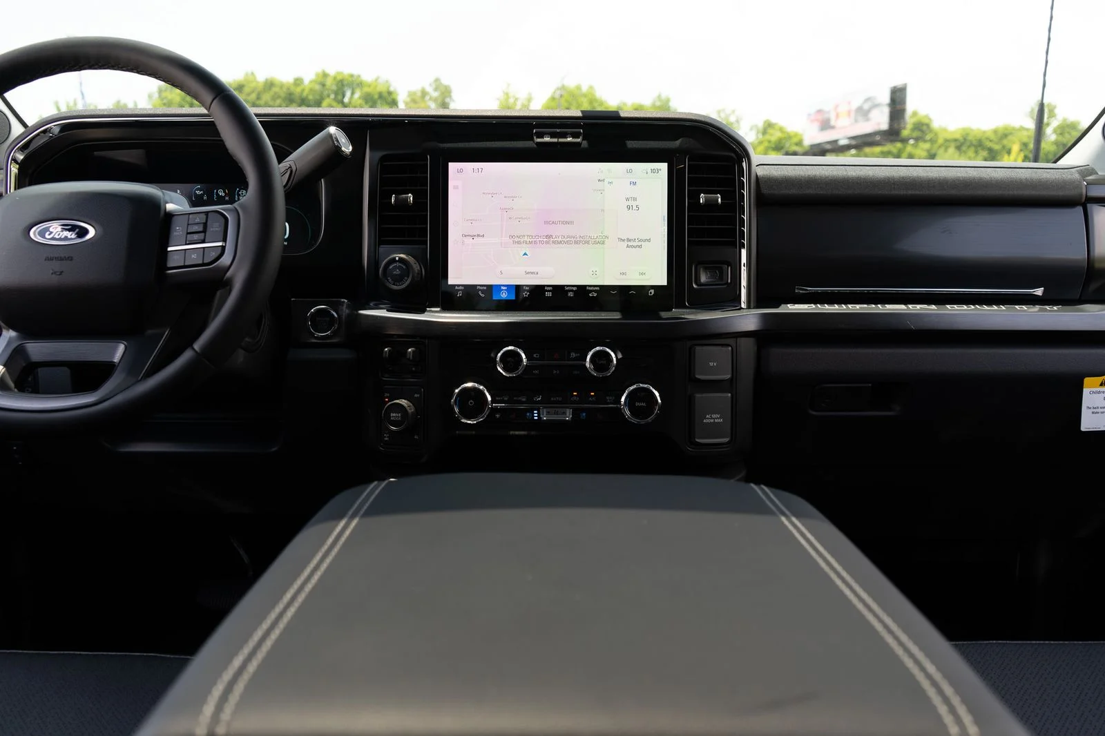 New 2026 Agate Black Metallic Ford F-250® Lariat® image 31