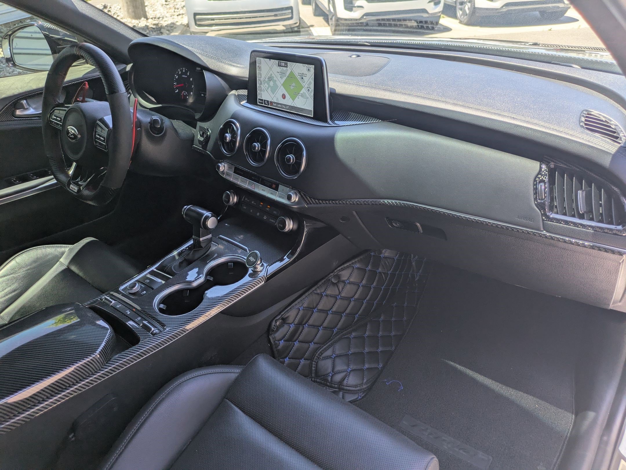 Used 2020 Snow White Pearl Kia GT1 image 29