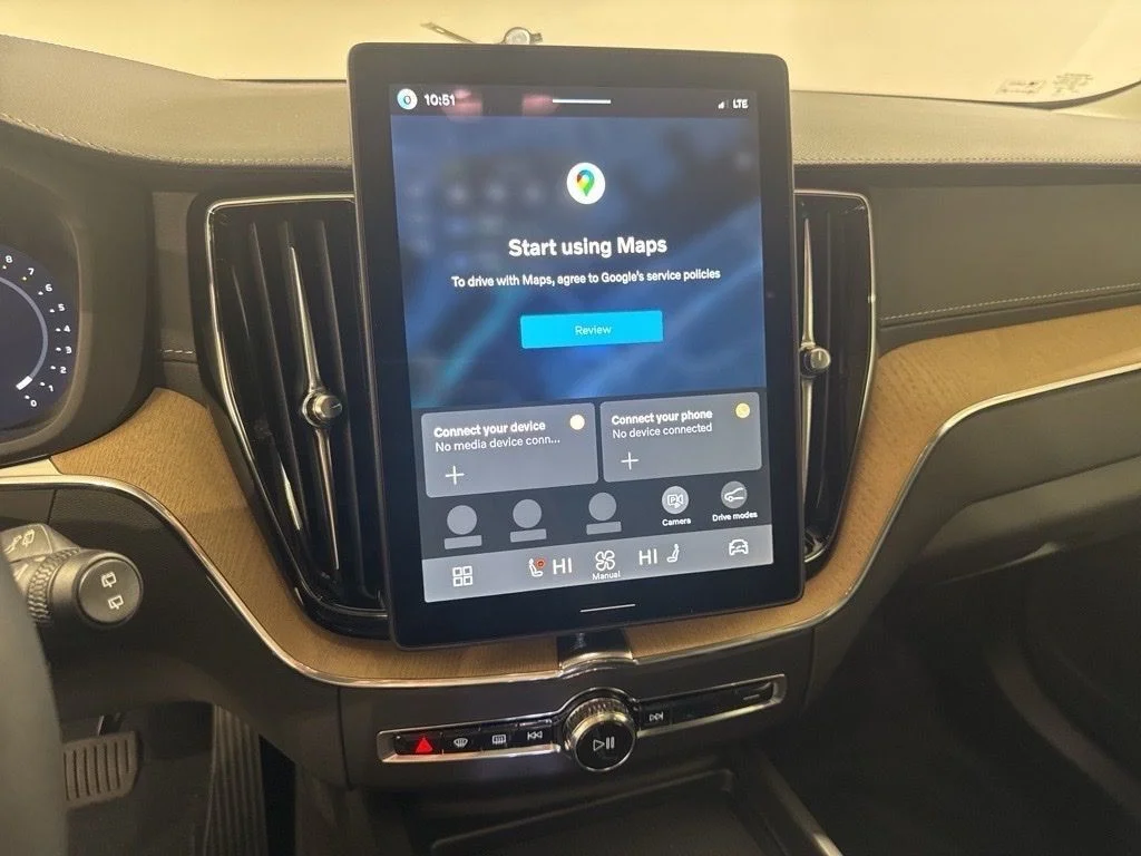 New 2026 Onyx Black Metallic Volvo T8 Ultra image 13