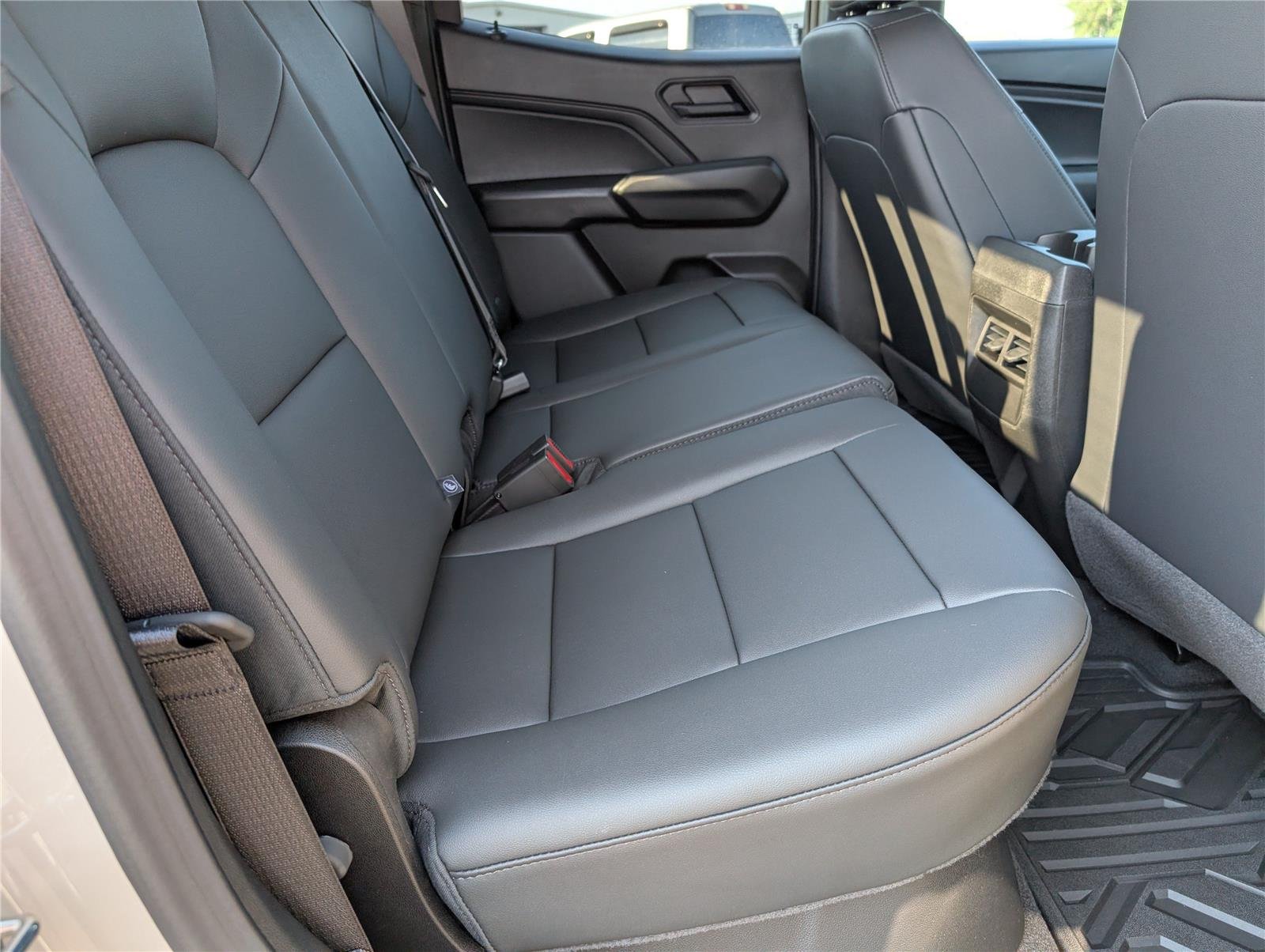 New 2026 White Sands Chevrolet Trail Boss image 36