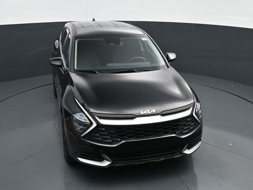 Used 2025 Ebony Black Kia LX image 11