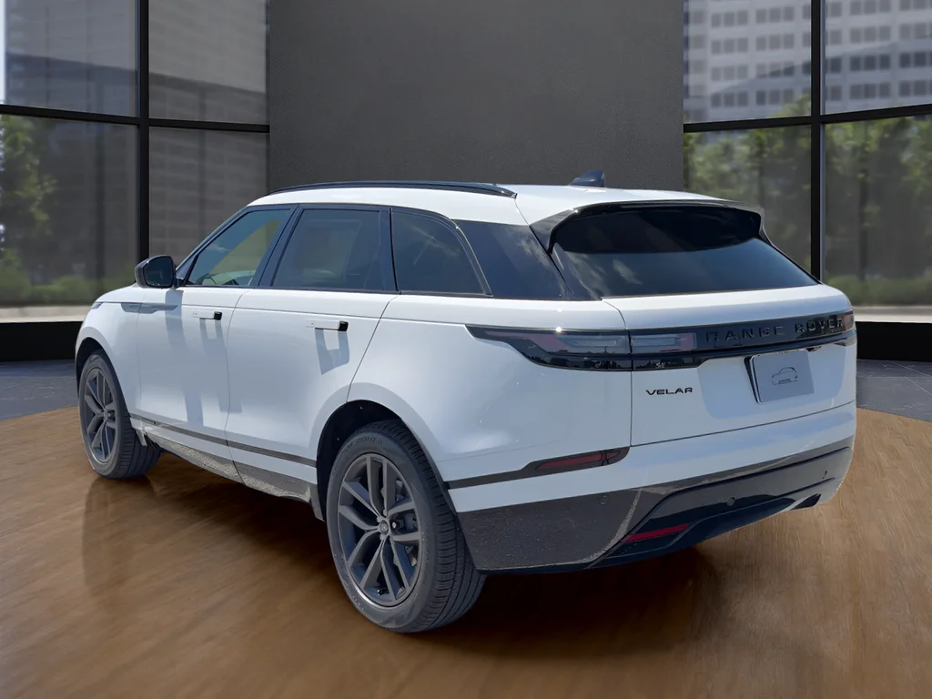 New 2026 White Land Rover P250 Base image 7