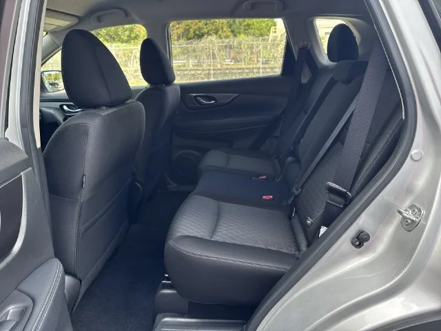 Used 2020 Silver Nissan SV image 13