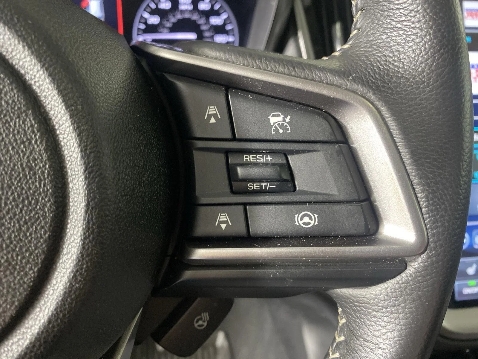 Used 2024 Magnetite Gray Metallic Subaru Limited image 16
