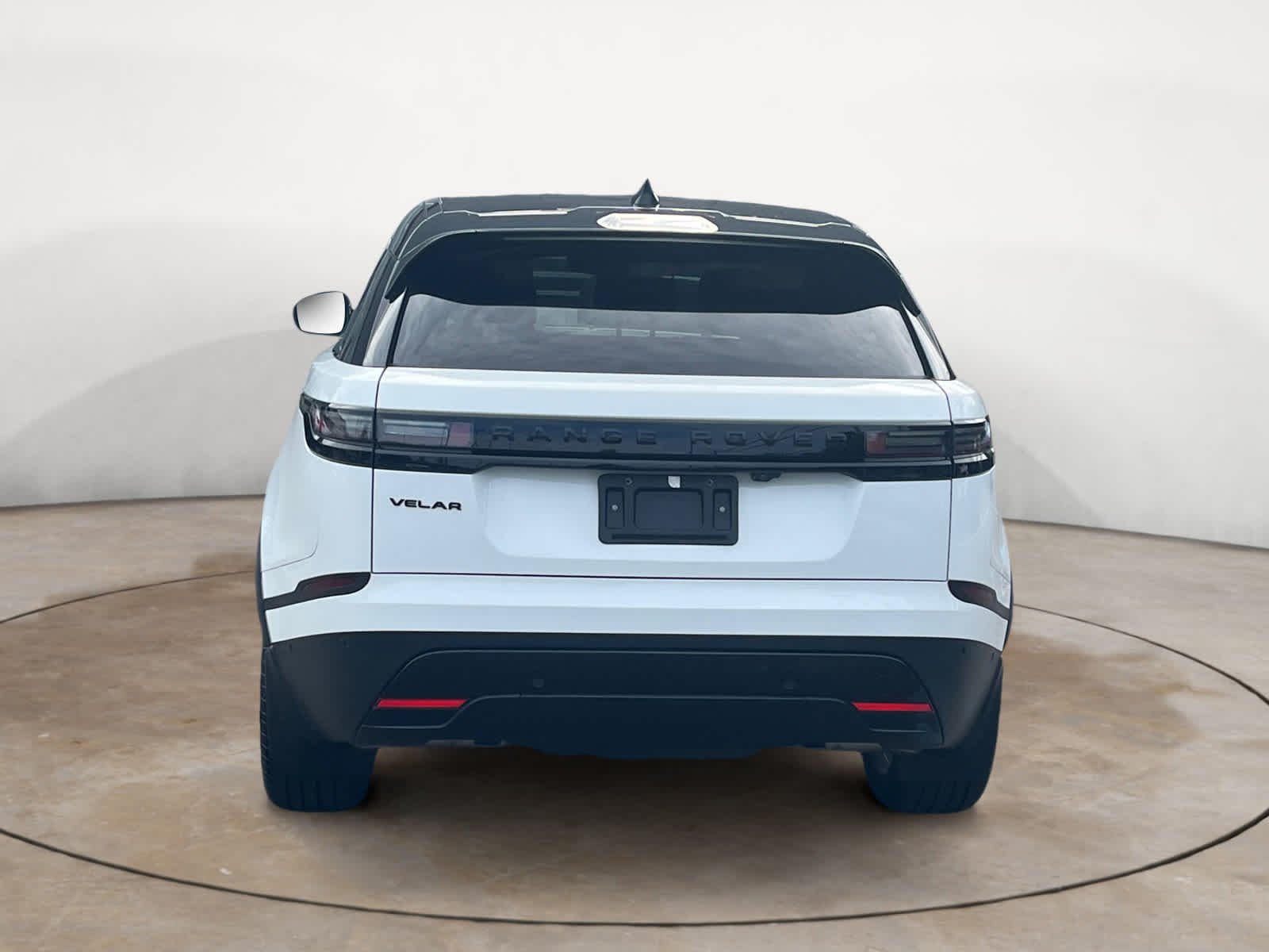 Used 2026 Fuji White Land Rover S image 4