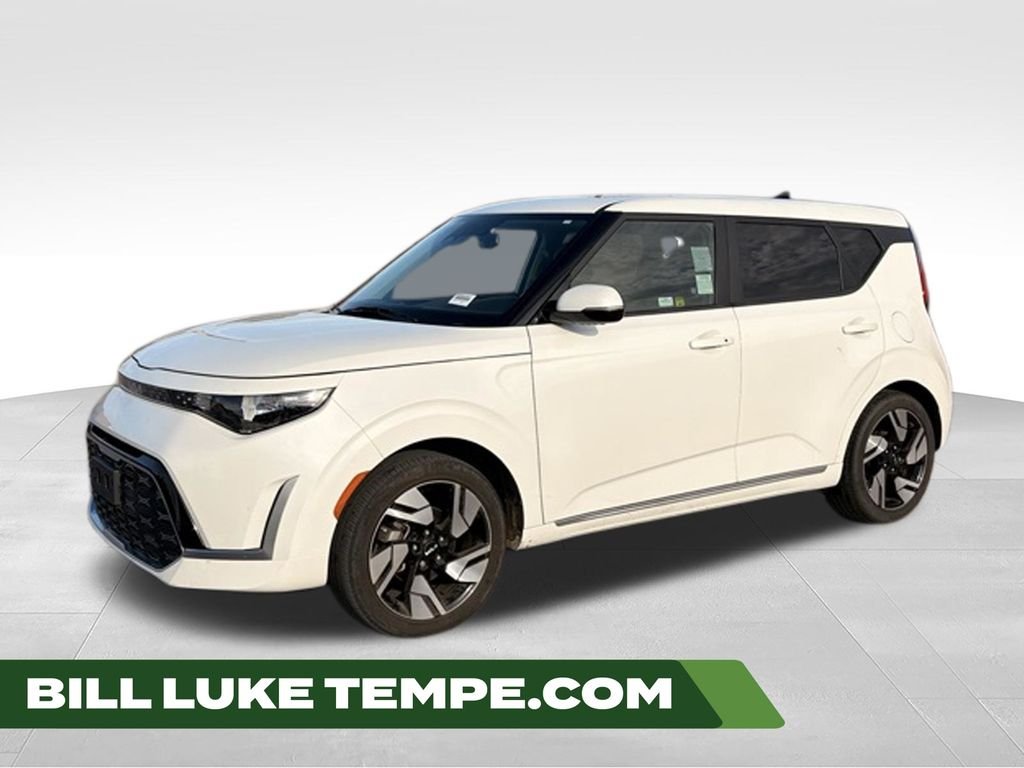 Used 2024 Snow White Pearl Kia GT-Line image 1