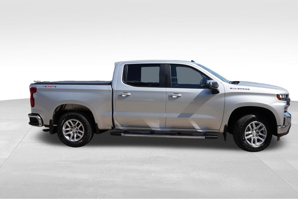 Used 2019 Silver Ice Metallic Chevrolet LT image 3