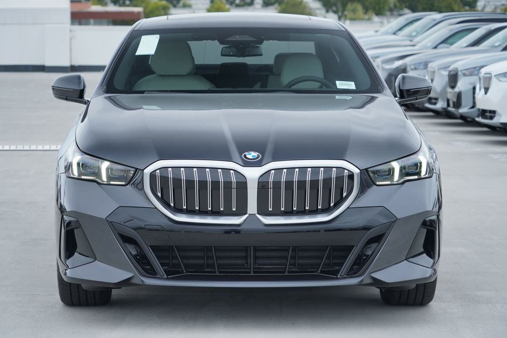 New 2026 Dark Graphite Metallic BMW 530i image 2