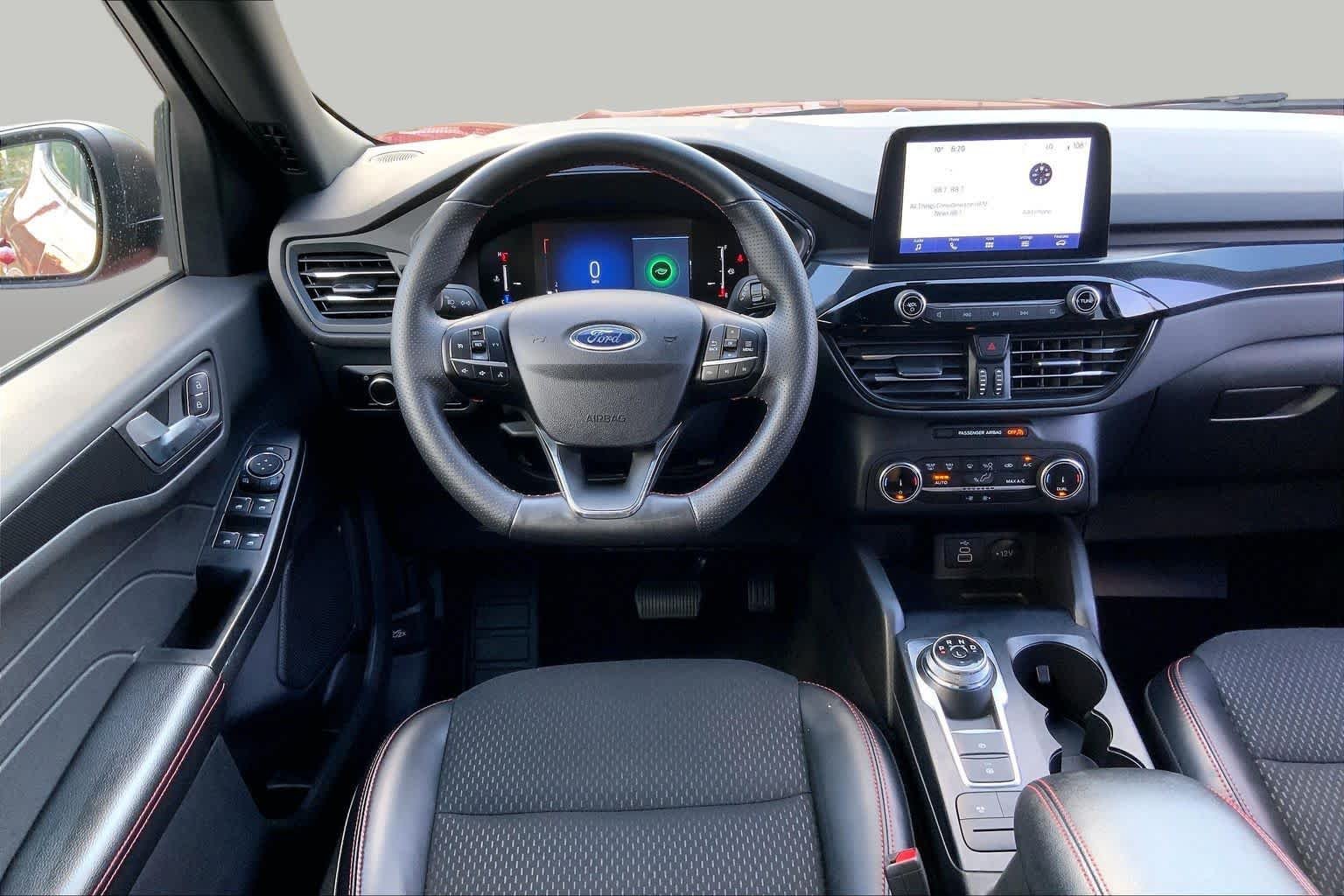 Used 2025 Rapid Red Metallic Tinted Clearcoat Ford ST-Line image 6