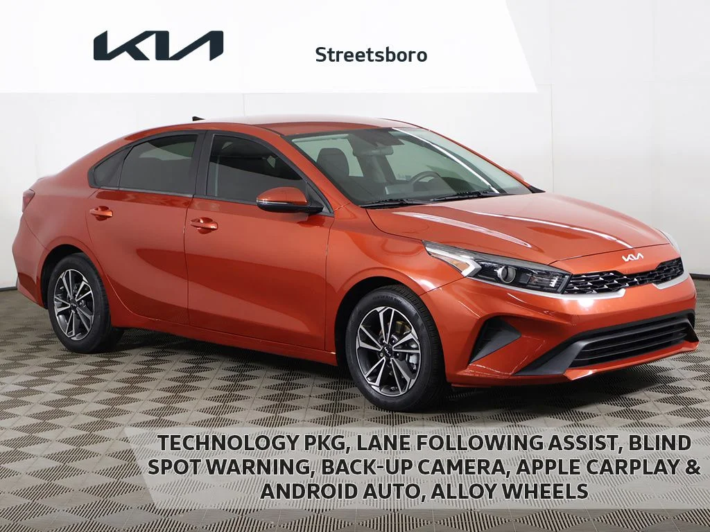2023 Kia Forte LXS AT's photo