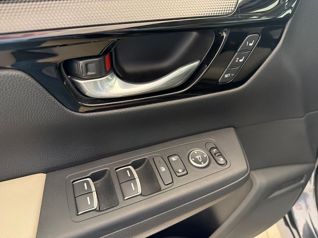 Used 2023  Honda EX-L image 11