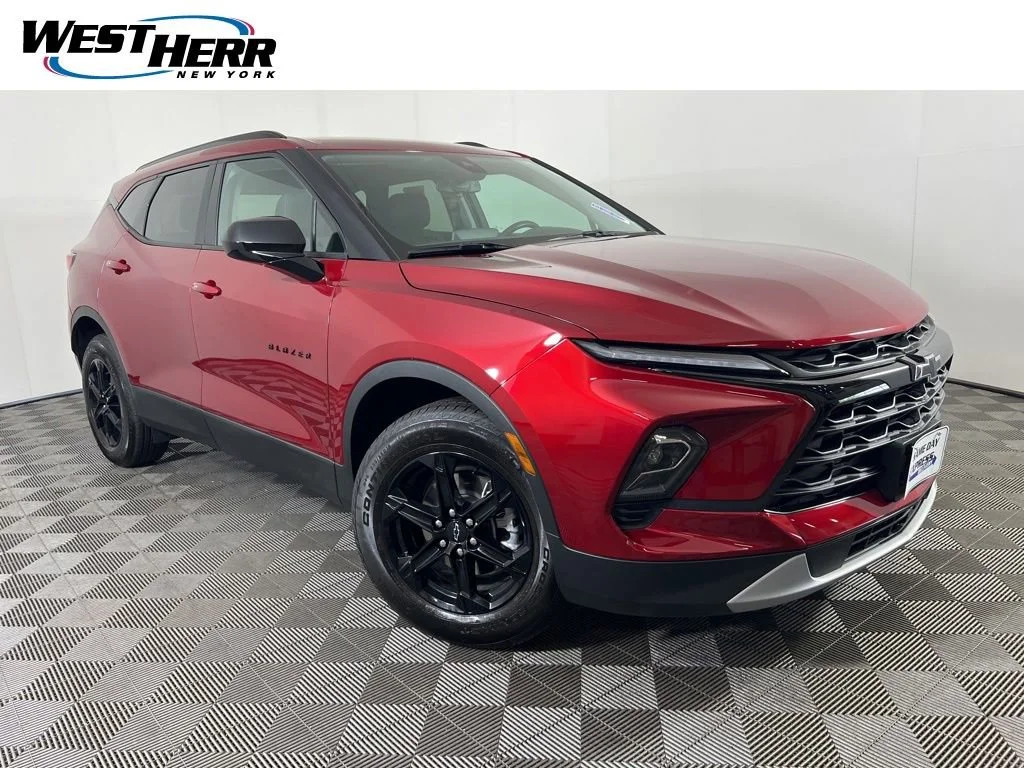 2025 Chevrolet Blazer 2.0T 2LT AWD's photo
