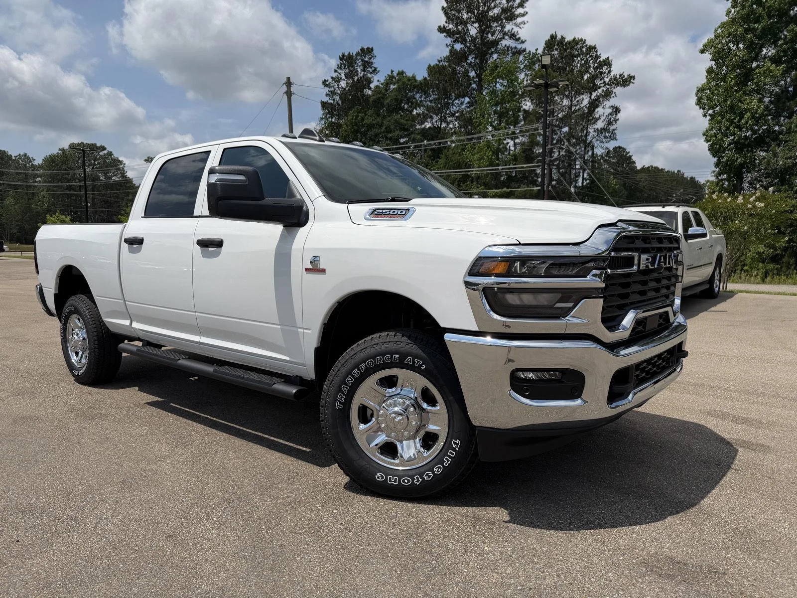 New 2026 Bright White Clear-Coat Exterior Paint RAM Tradesman image 3