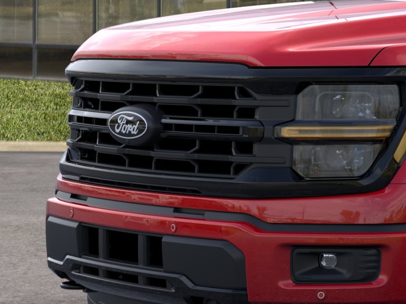 New 2026 Ruby Red Metallic Tinted Clearcoat Ford XLT image 39