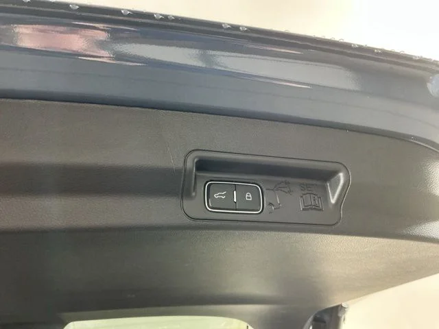 Used 2026 Vapor Blue Ford Active image 33