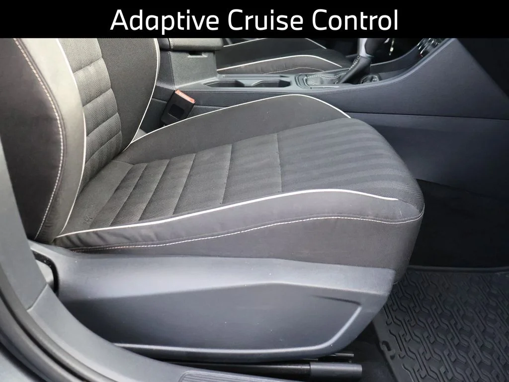 Used 2023 Gray Volkswagen 1.5T Sport image 12