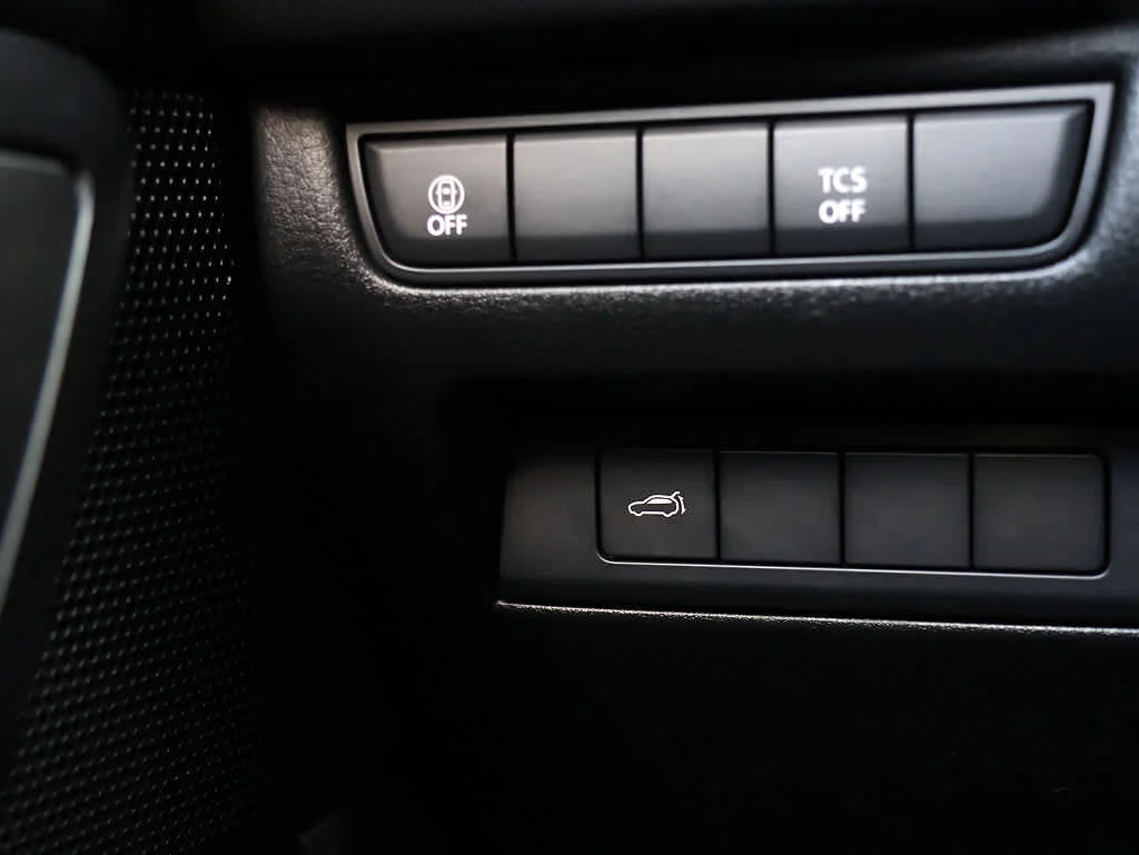 2025 Mazda CX-50 Preferred - Photo 20