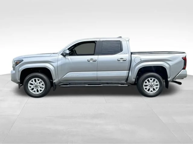 Used 2025 Silver Toyota SR5 image 2