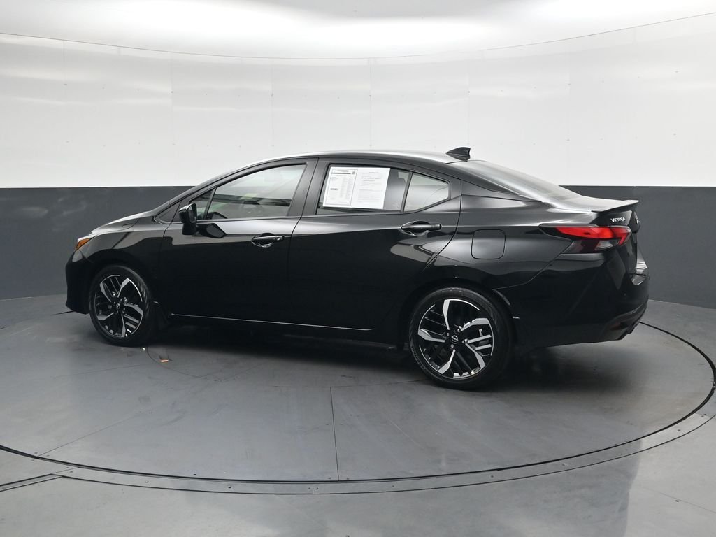 Used 2025 Black Nissan 1.6 SR image 4