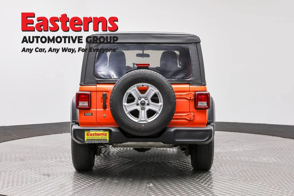 Used 2018 Orange Jeep Unlimited Sport S image 6