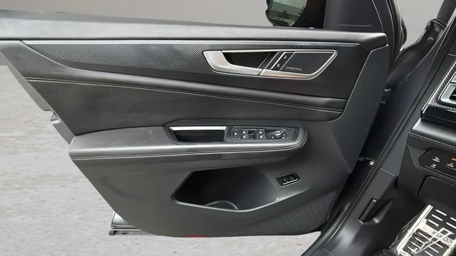 Used 2024 Gray Volkswagen 2.0T SEL Premium R-Line image 17