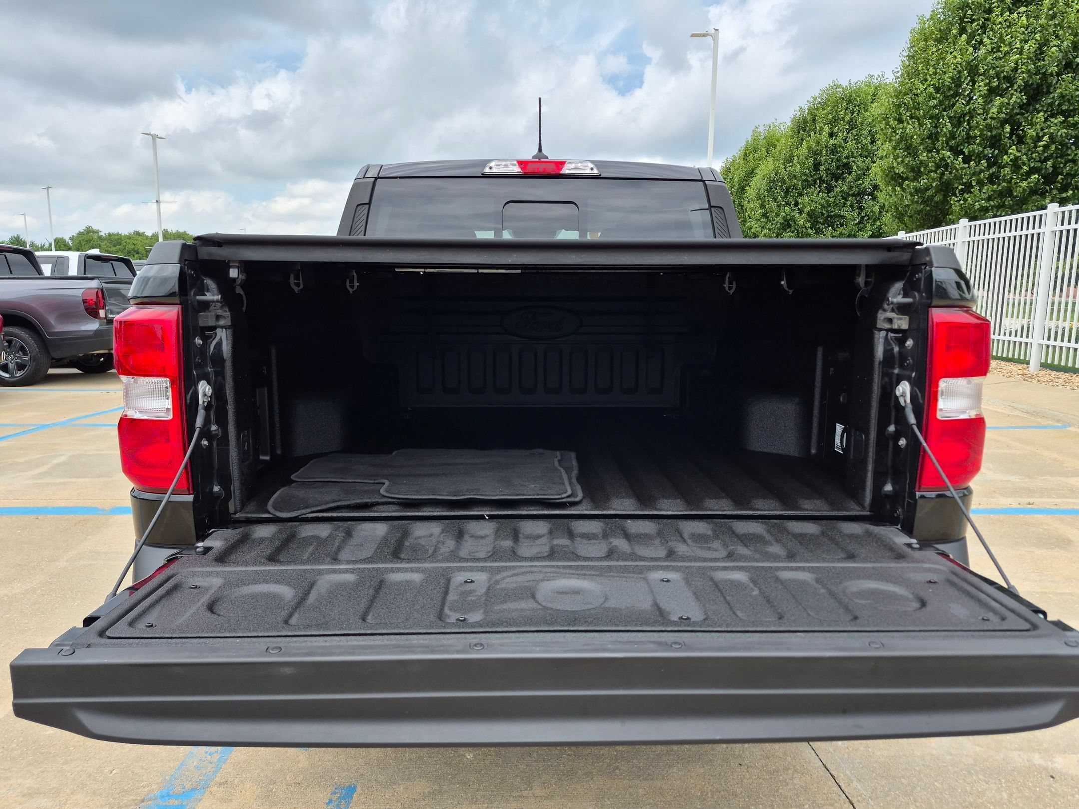 Used 2023 Shadow Black Ford LARIAT image 26